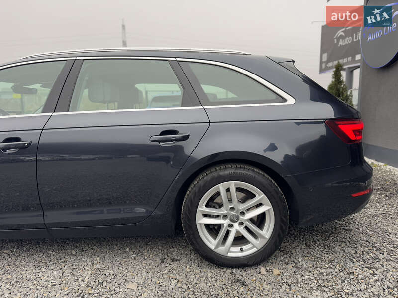 Универсал Audi A4 2019 в Мукачево