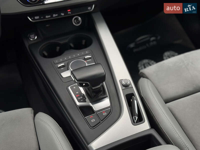 Универсал Audi A4 2019 в Мукачево