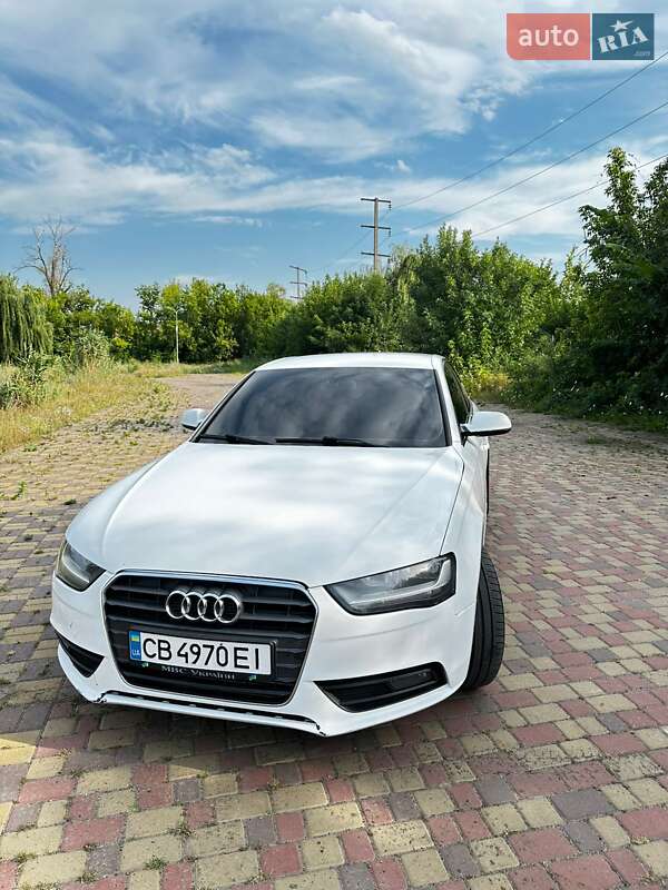 Седан Audi A4 2012 в Славянске
