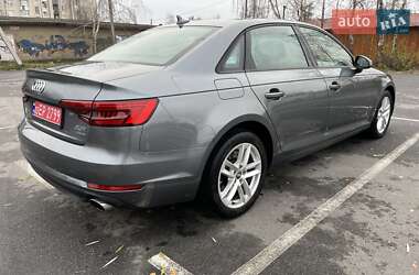 Седан Audi A4 2017 в Ровно