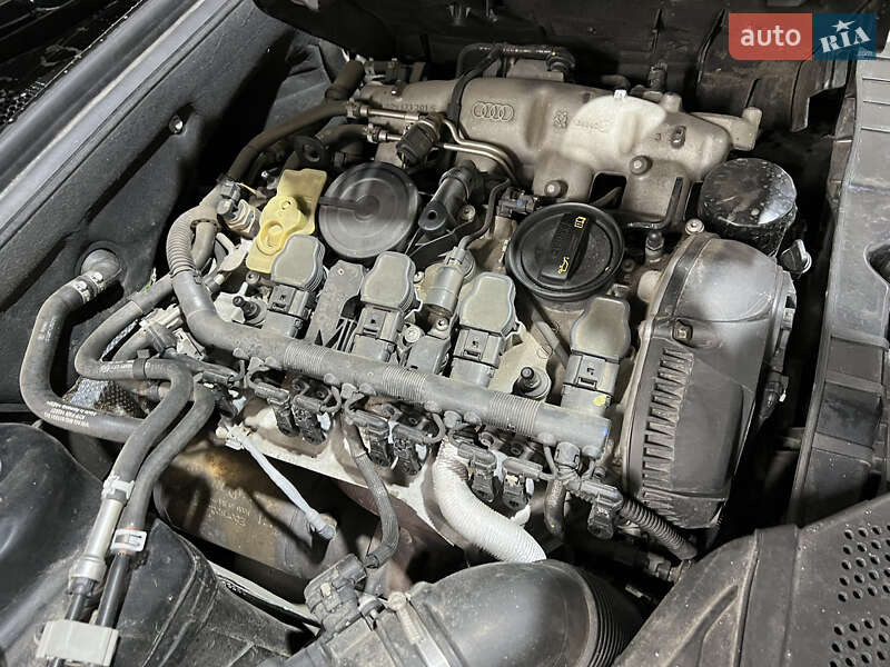Седан Audi A4 2013 в Харькове