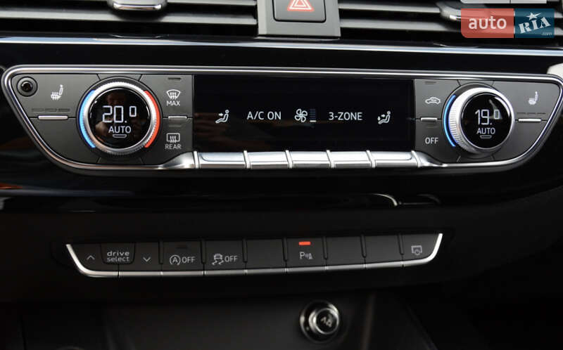 Универсал Audi A4 2019 в Львове