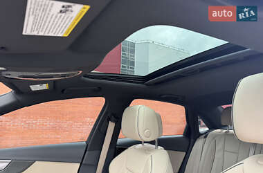 Седан Audi A4 2020 в 
