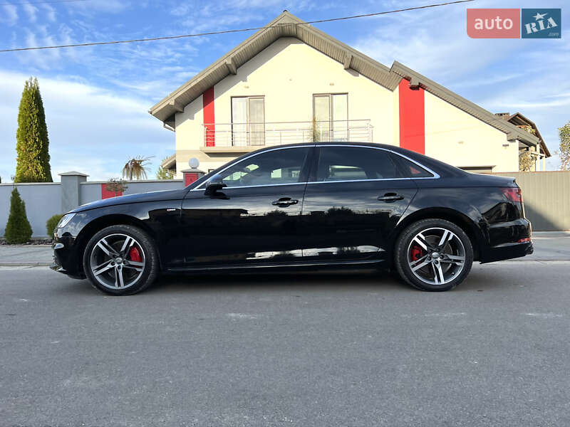 Седан Audi A4 2018 в Ивано-Франковске