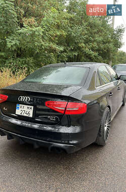 Седан Audi A4 2014 в 