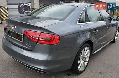 Седан Audi A4 2014 в Киеве