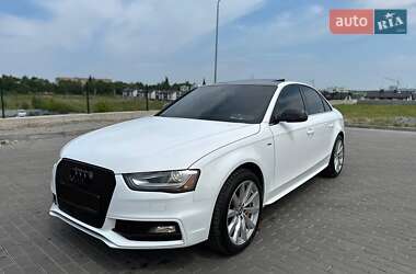 Седан Audi A4 2014 в Львове