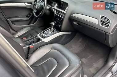 Седан Audi A4 2015 в Львове