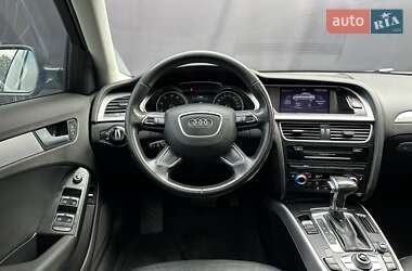 Седан Audi A4 2015 в Львове