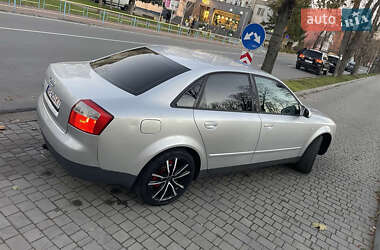 Седан Audi A4 2002 в Могилев-Подольске