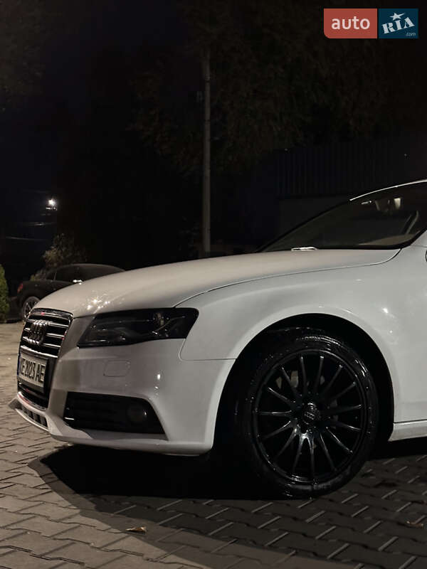 Седан Audi A4 2011 в Кривом Роге
