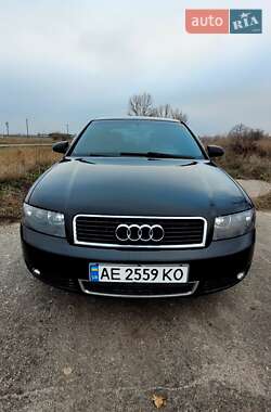 Седан Audi A4 2004 в Никополе