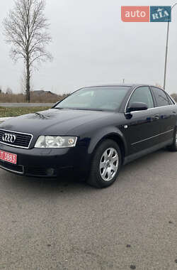 Седан Audi A4 2003 в Зміїві