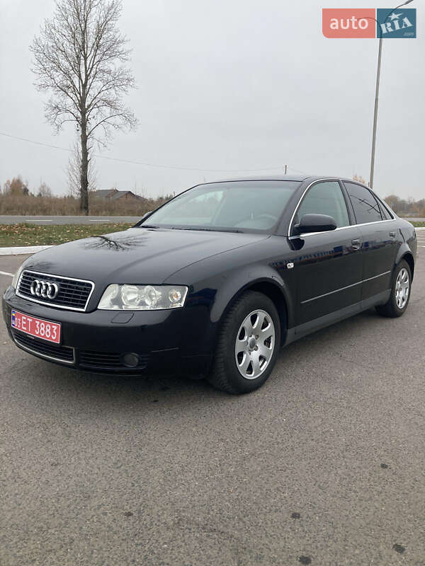 Седан Audi A4 2003 в Зміїві