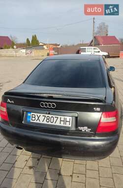 Седан Audi A4 1996 в Острозі