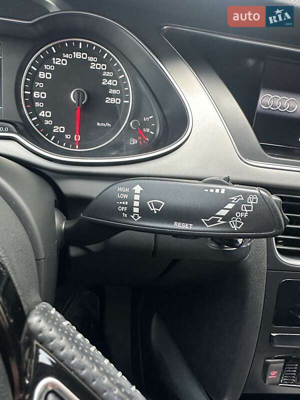 Універсал Audi A4 2014 в Мукачевому