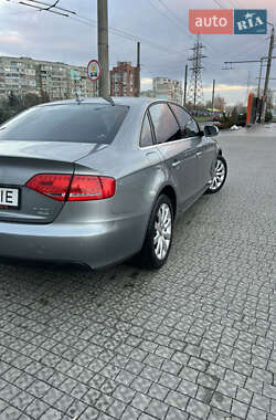 Седан Audi A4 2009 в 