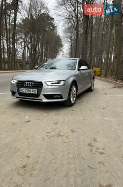 Седан Audi A4 2013 в 