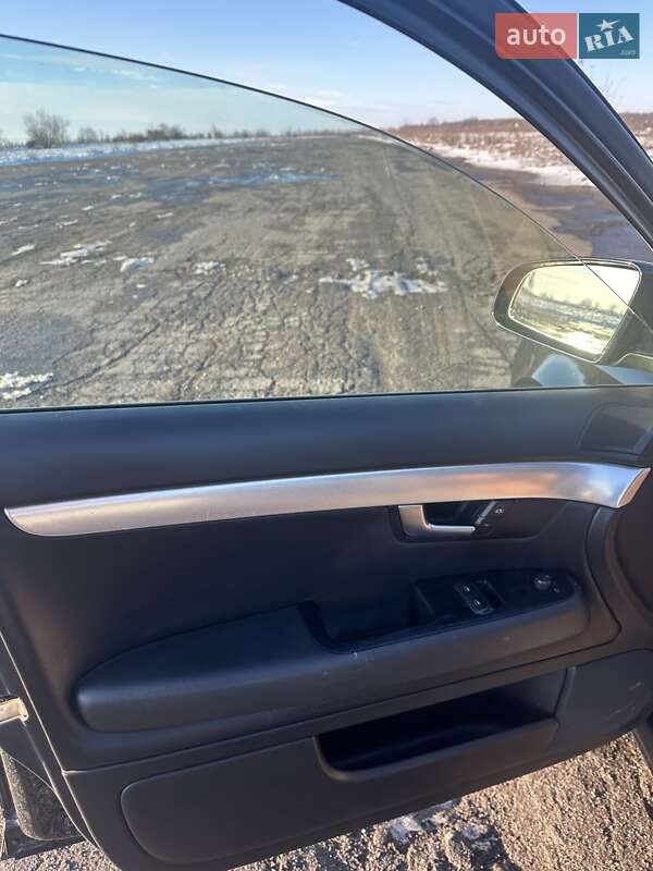 Седан Audi A4 2007 в Баре