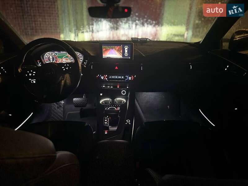 Седан Audi A4 2018 в Києві