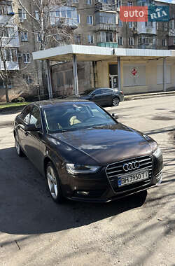 Седан Audi A4 2012 в Одессе