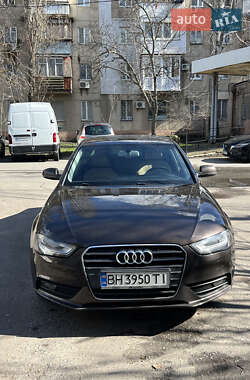 Седан Audi A4 2012 в Одессе