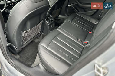 Седан Audi A4 2015 в 