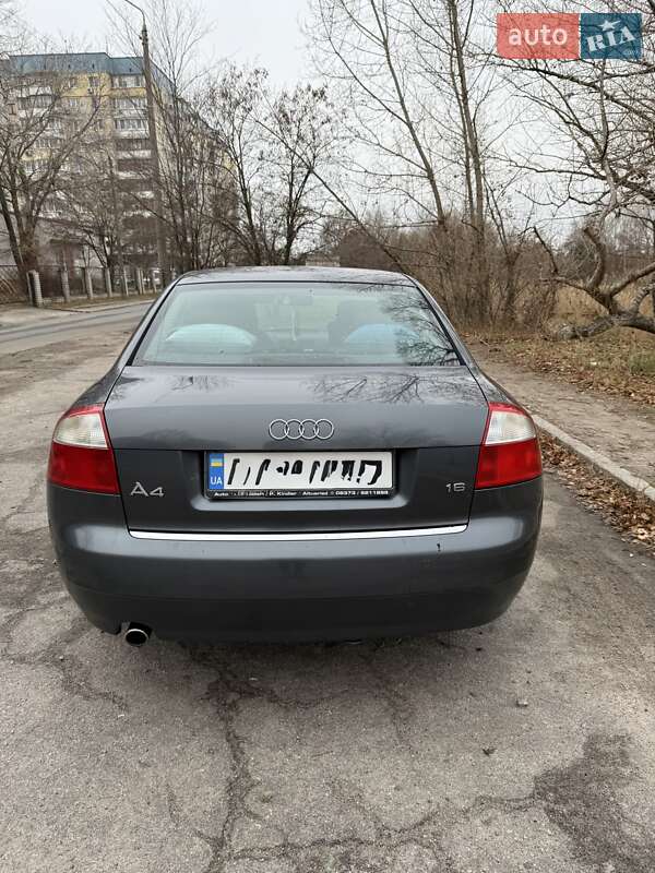 Седан Audi A4 2003 в Днепре