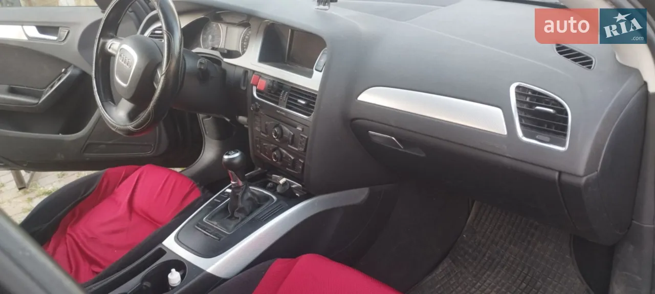 2010 Audi A4 - мініатюра 33
