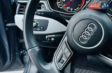 Седан Audi A4 2018 в Харкові