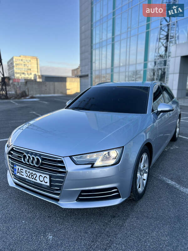 Универсал Audi A4 2016 в Днепре