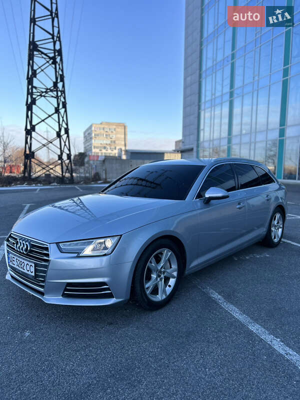 Универсал Audi A4 2016 в Днепре