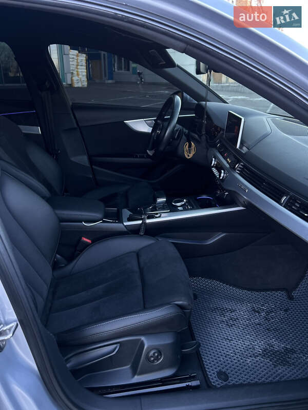 Универсал Audi A4 2016 в Днепре