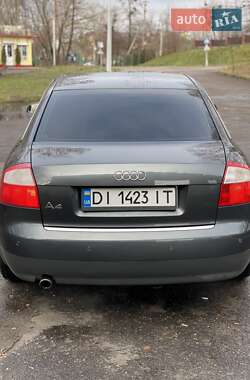 Седан Audi A4 2001 в 