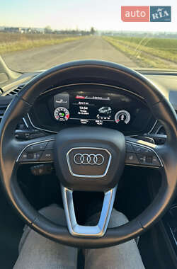 Седан Audi A4 2020 в 