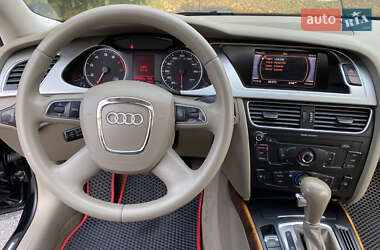 Седан Audi A4 2011 в Києві