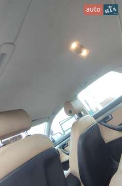 Седан Audi A4 2005 в Днепре