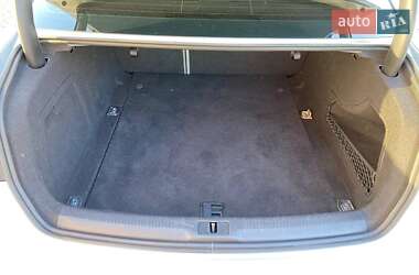 Седан Audi A4 2013 в 
