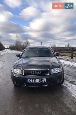 Седан Audi A4 2004 в Рокитному