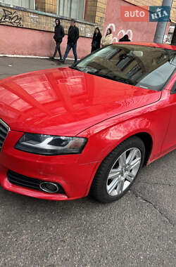 Седан Audi A4 2010 в Переяславі