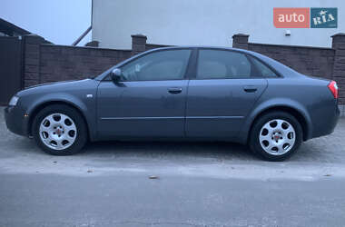 Седан Audi A4 2003 в Рівному