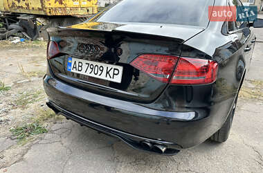 Седан Audi A4 2011 в Виннице