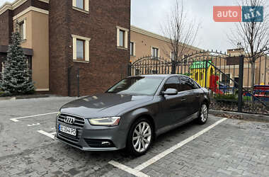 Седан Audi A4 2013 в Києві