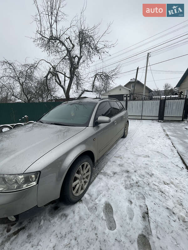 Універсал Audi A4 2002 в Чернівцях