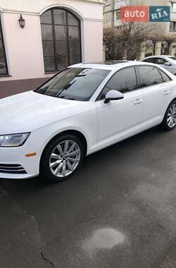 Седан Audi A4 2016 в Одесі