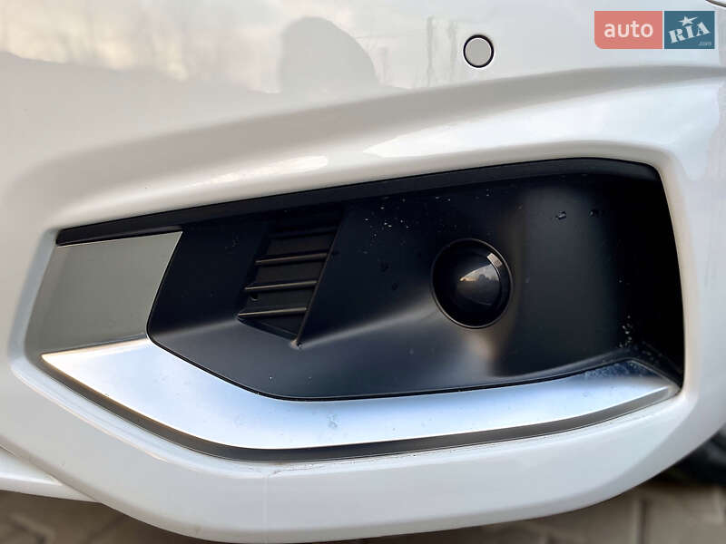 Седан Audi A4 2020 в Києві