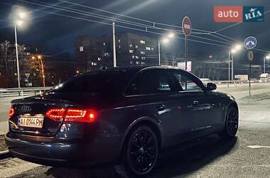 Седан Audi A4 2010 в 