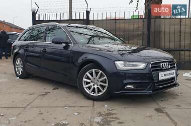 Универсал Audi A4 2014 в Киеве