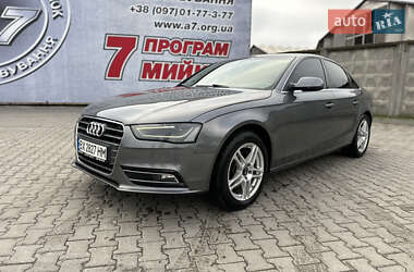 Седан Audi A4 2012 в Хмельницькому