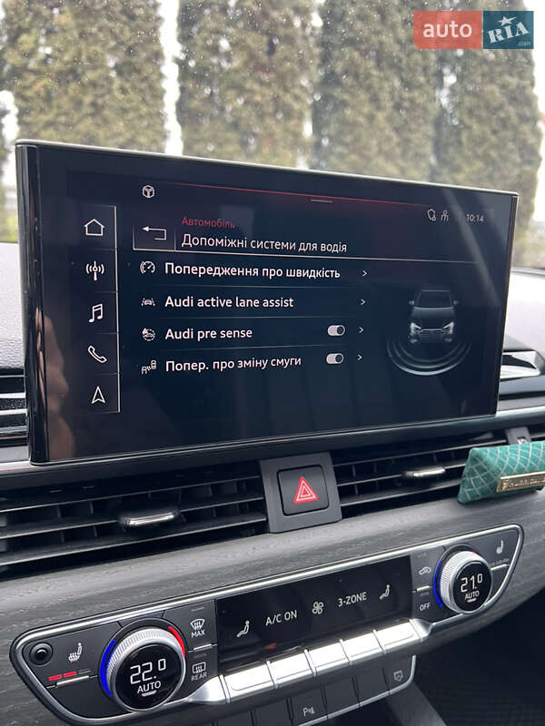 Седан Audi A4 2021 в Виннице